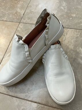 kate spade White Ruffle-Trim Slip-On Sneakers